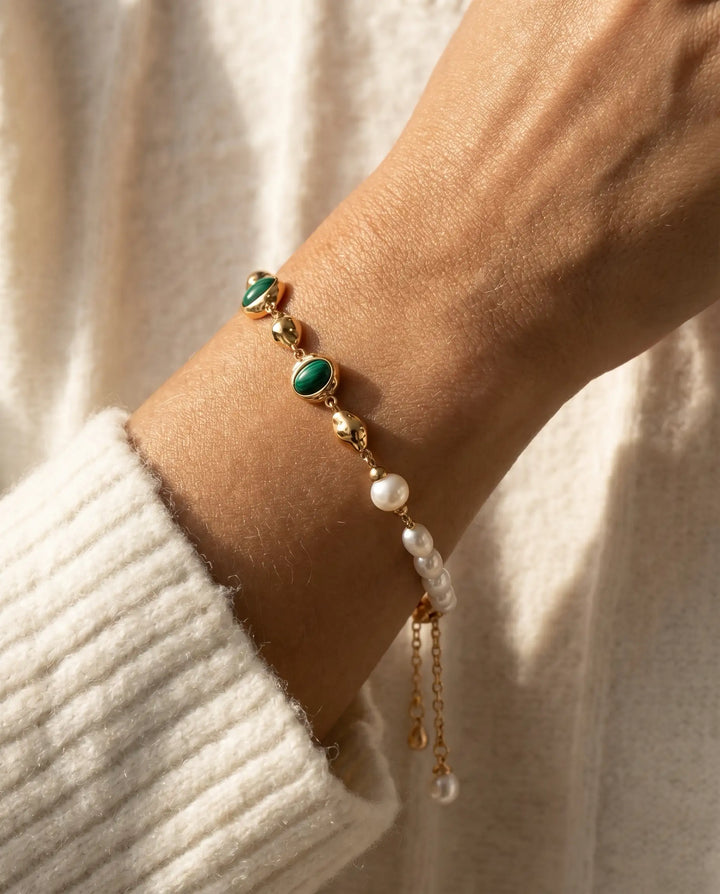 Goddess of Renewal – Malachite & Pearl Bracelet