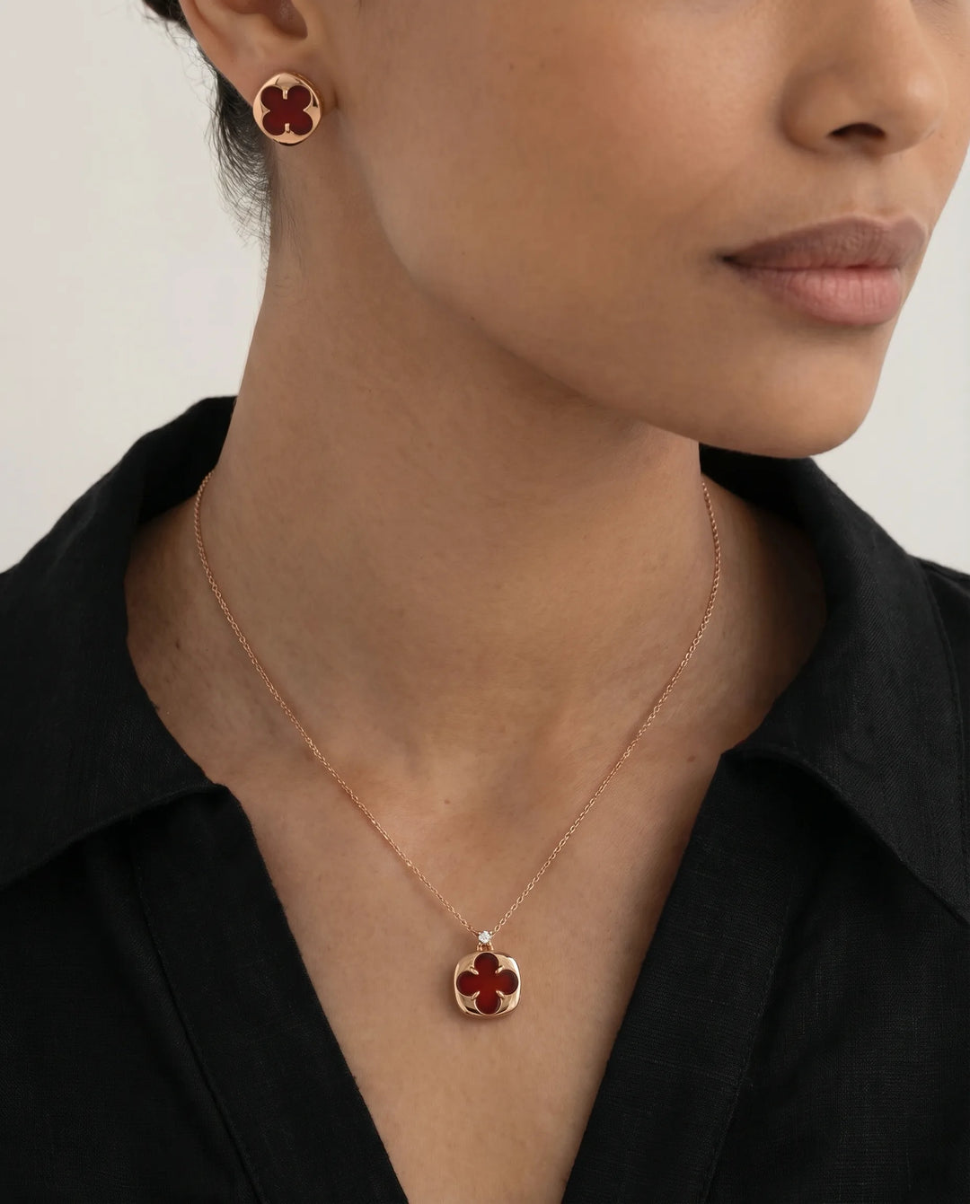 Fortune Clover – Red Agate Stud Earrings