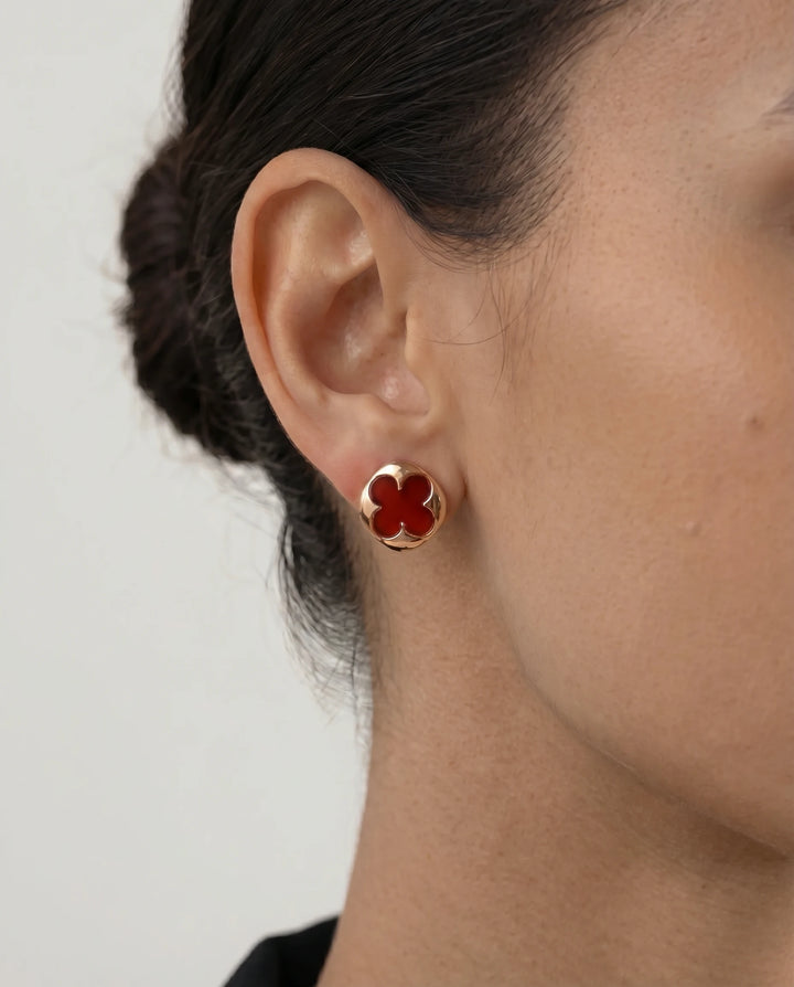 Fortune Clover – Red Agate Stud Earrings