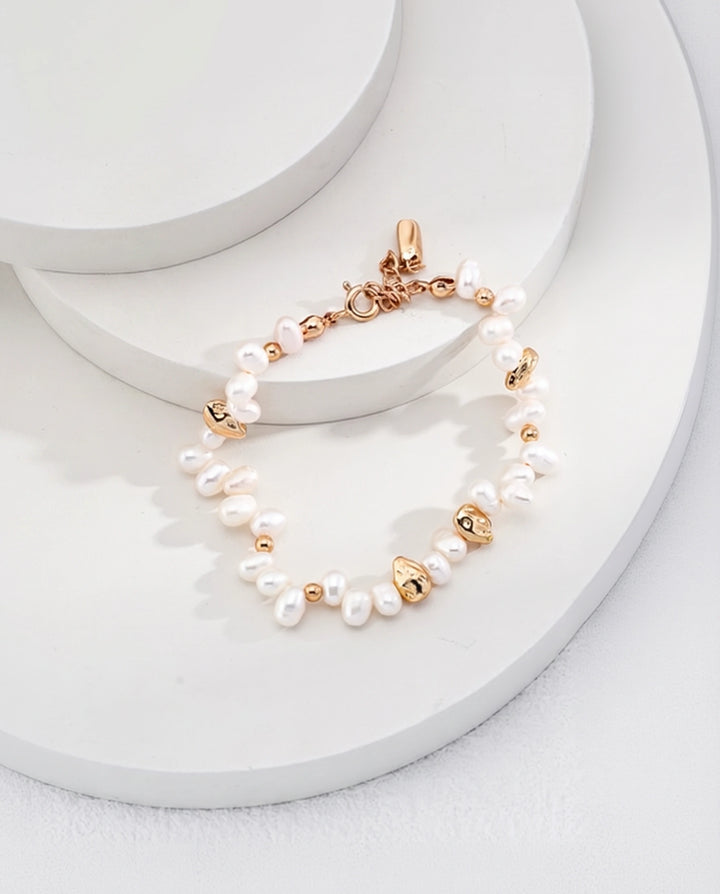 Luminous Tide – Pearl Drift Bracelet