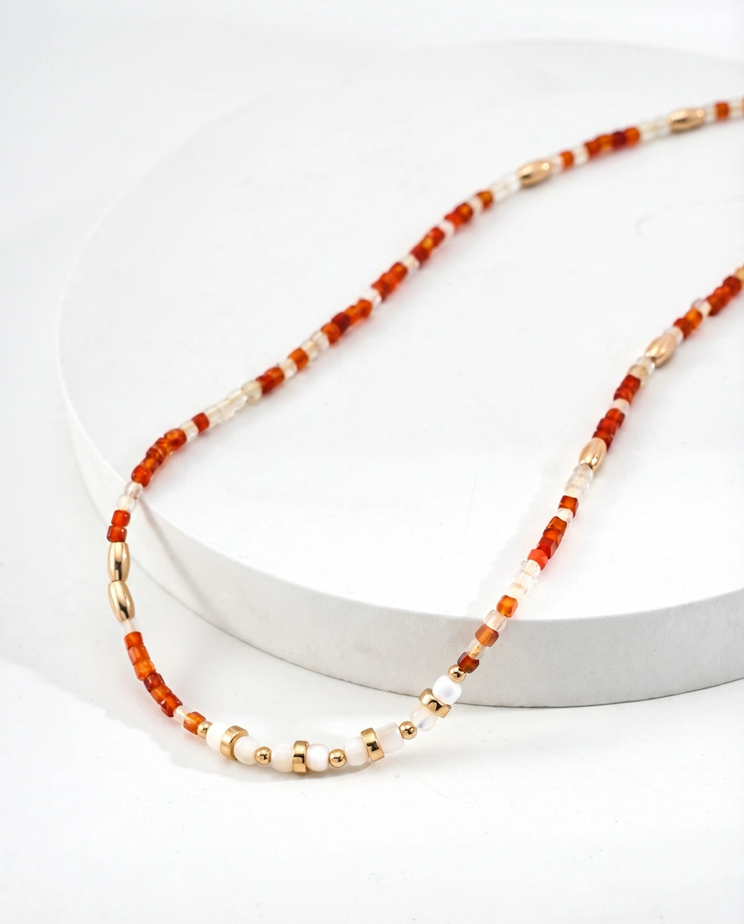 Flame of Vitality – Red Agate & Mother of Pearl Necklace