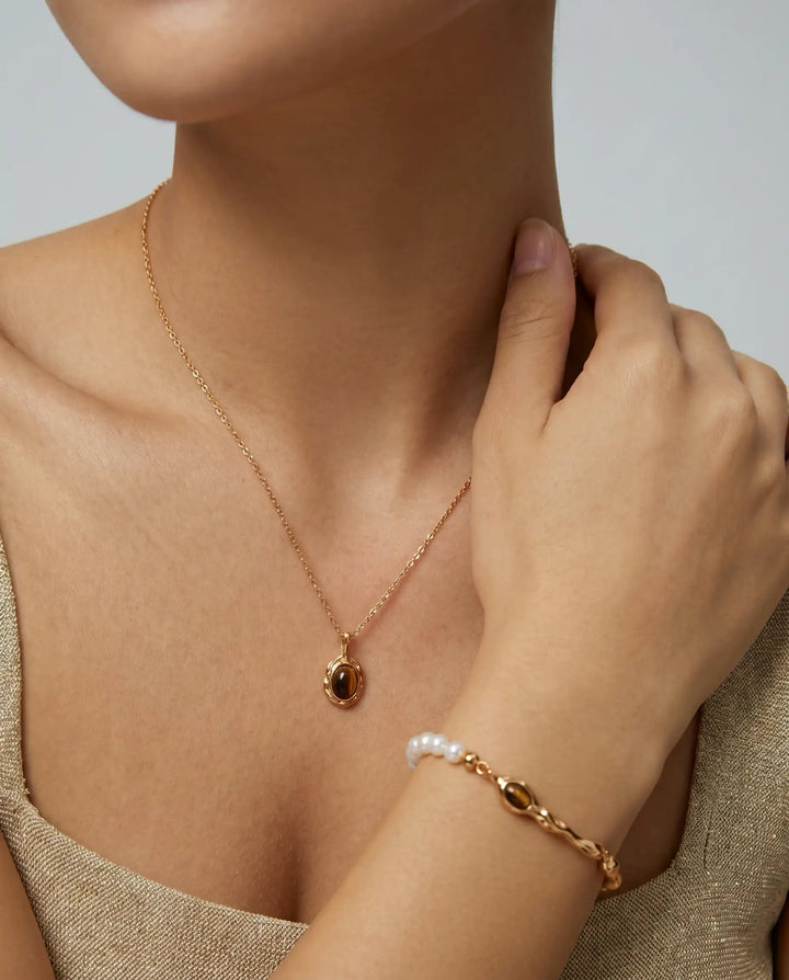 Pharaoh’s Vision – Tiger Eye Amulet Necklace