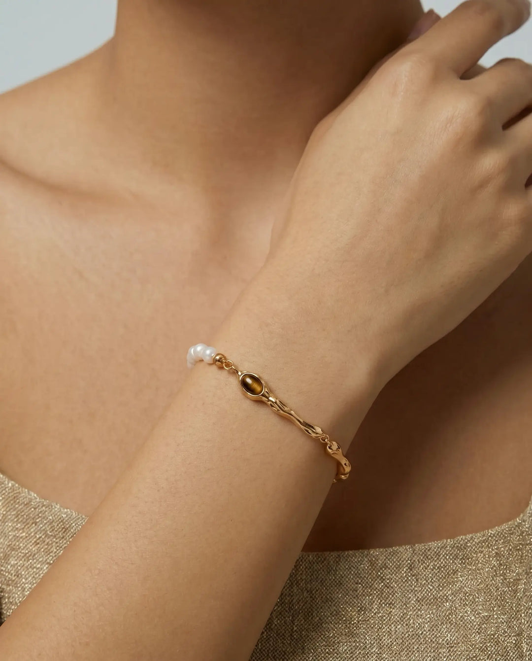 Pharaoh’s Vision – Tiger’s Eye & Pearl Bracelet