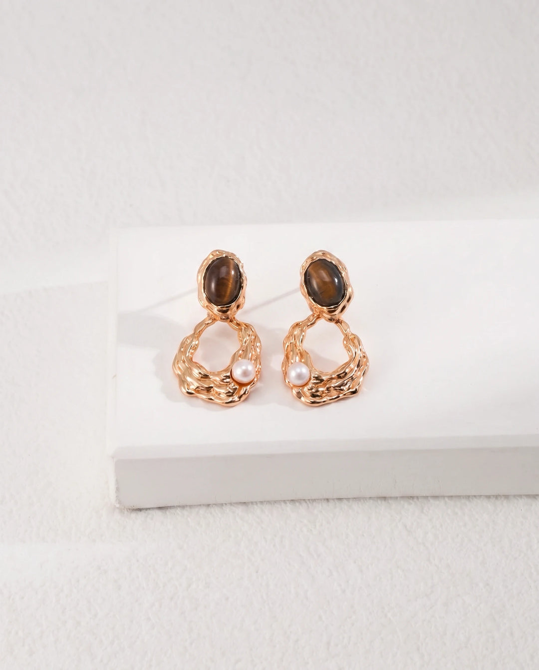 Pharaoh’s Vision – Tiger’s Eye & Pearl Earrings