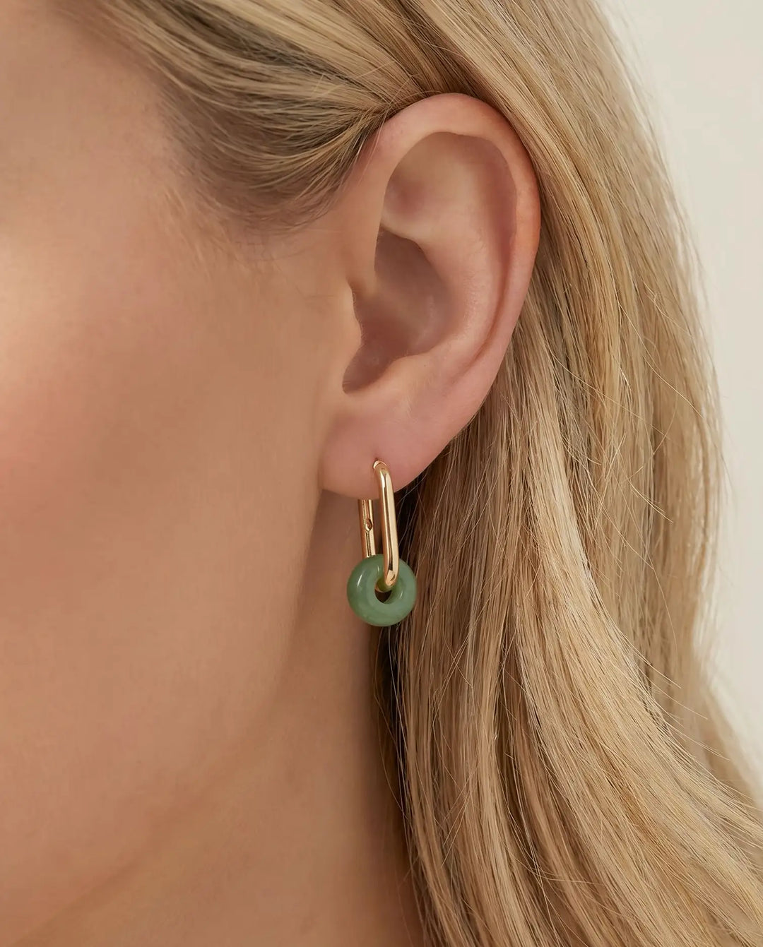 Flame of Vitality – Red Agate / Green Aventurine Drop Hoop Earrings