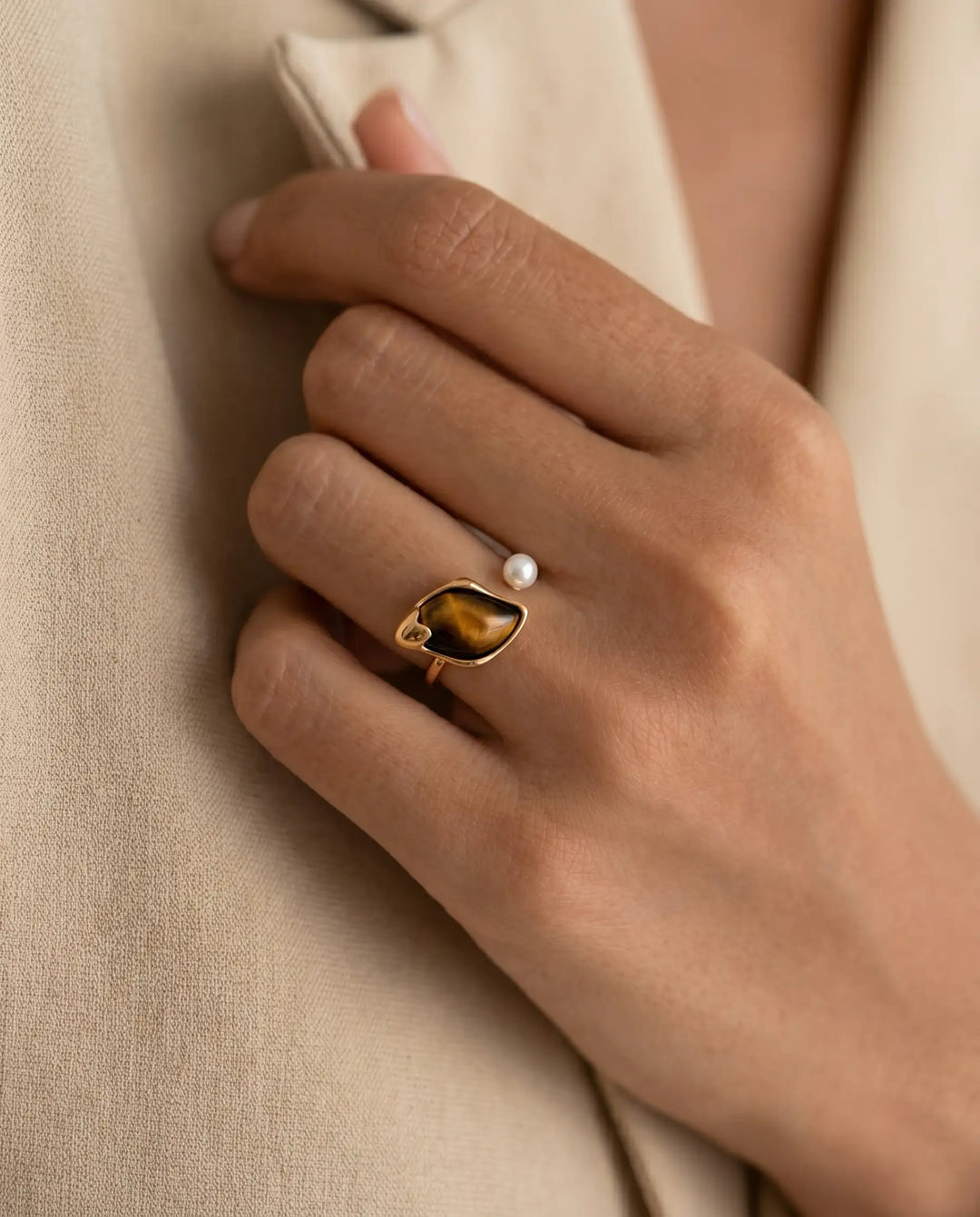 Pharaoh’s Vision – Tiger’s Eye Leaf Open Ring