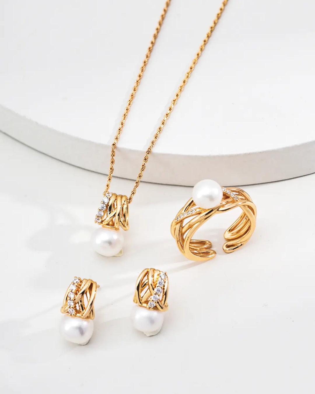Radiant Knot pearl jewelry set with earrings necklace and ring
