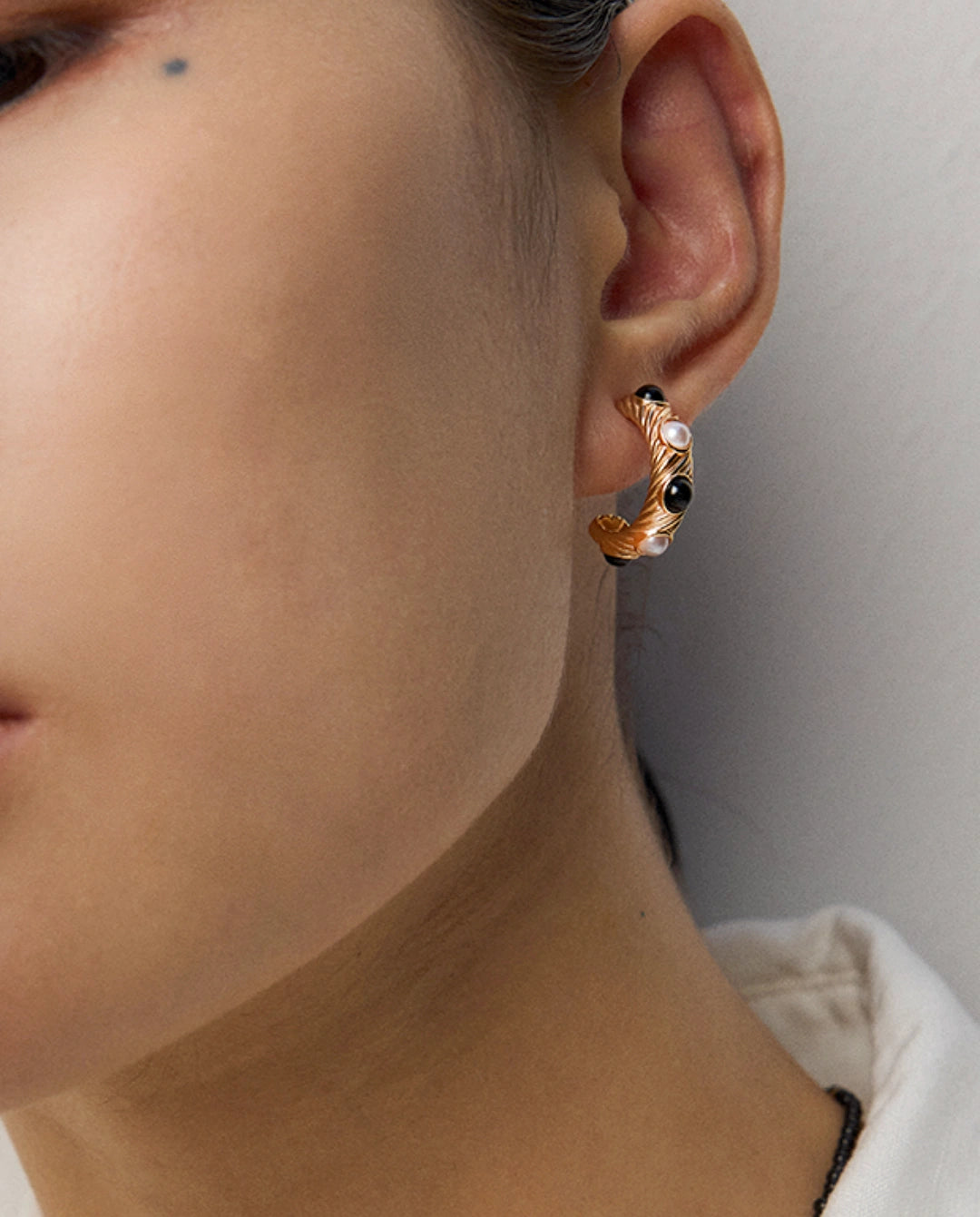 Guardian’s Grace – Black Agate Halo Earrings