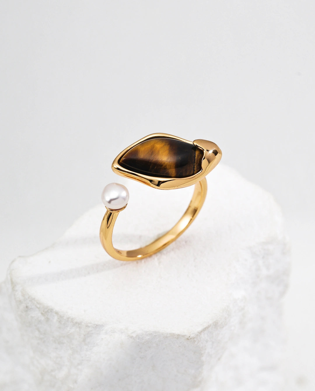 Pharaoh’s Vision – Tiger’s Eye Leaf Open Ring