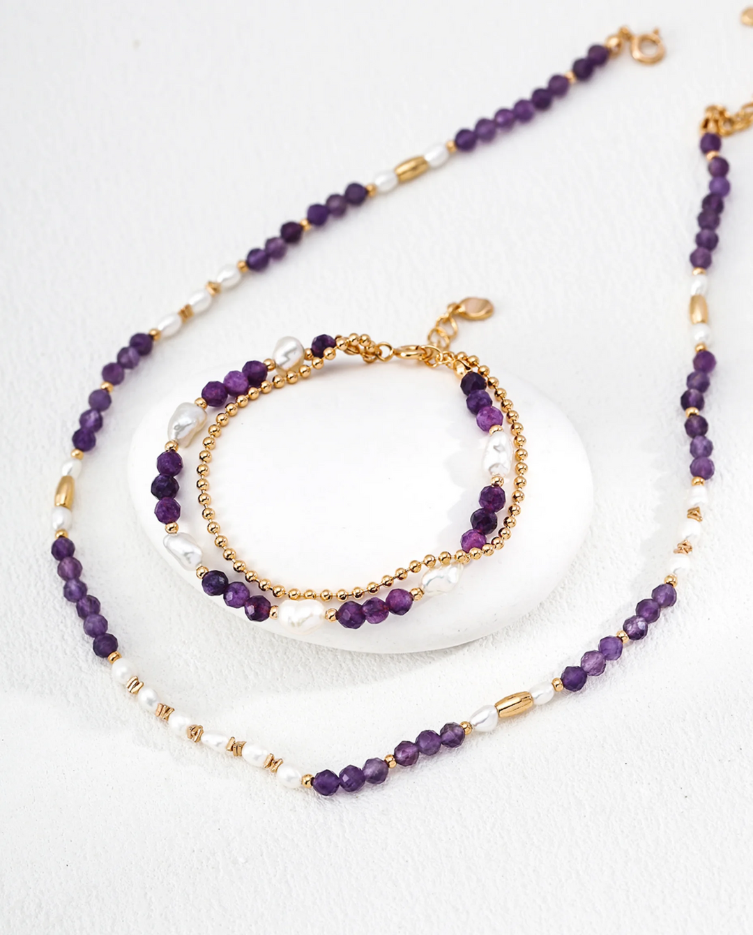The Eye of Clarity – Amethyst & Pearl Necklace