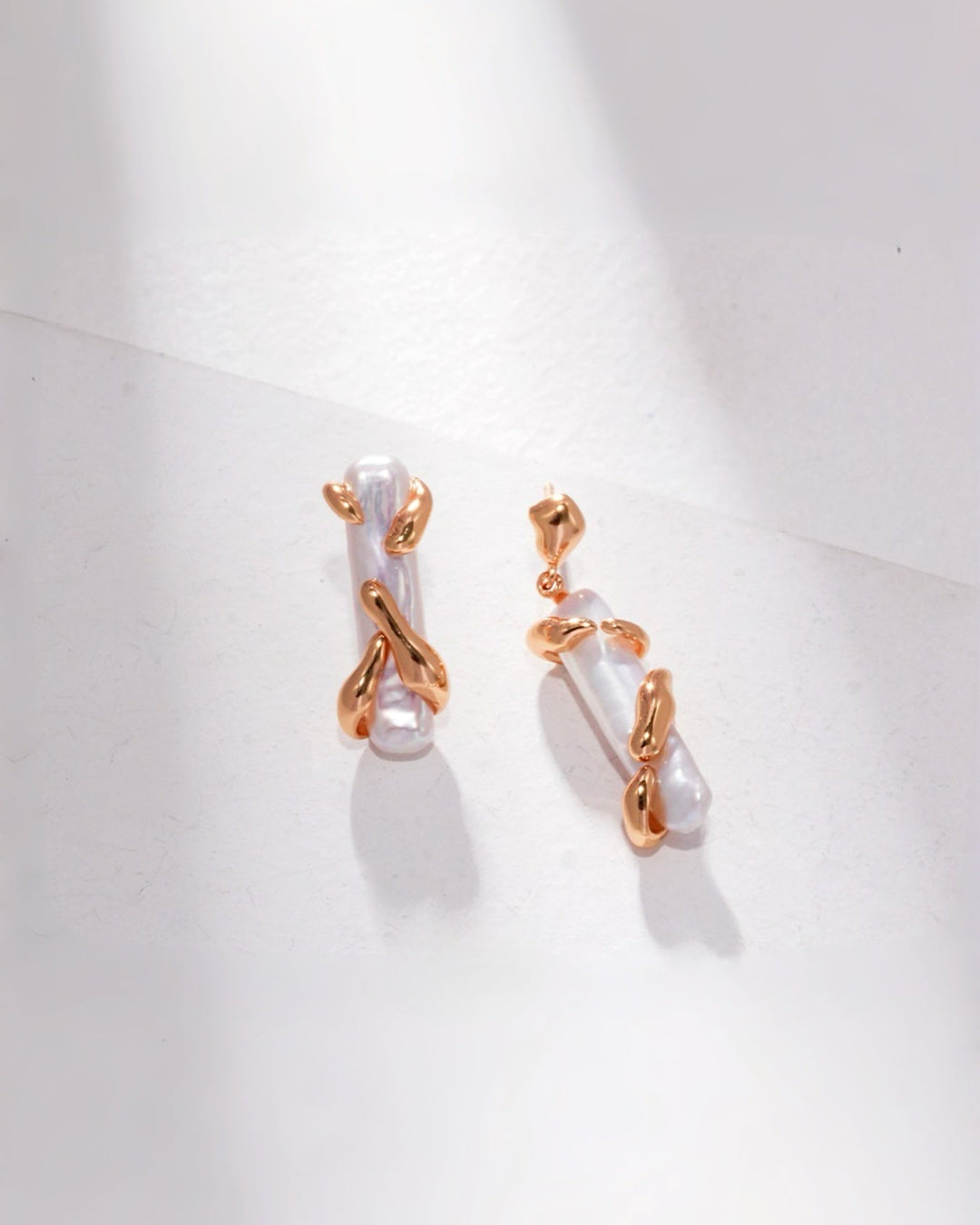 Luminous Tide – Baroque Pearl Arcana Asymmetrical Earrings