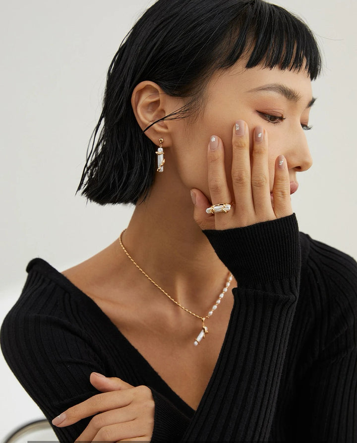 Luminous Tide – Baroque Pearl Arcana Ring