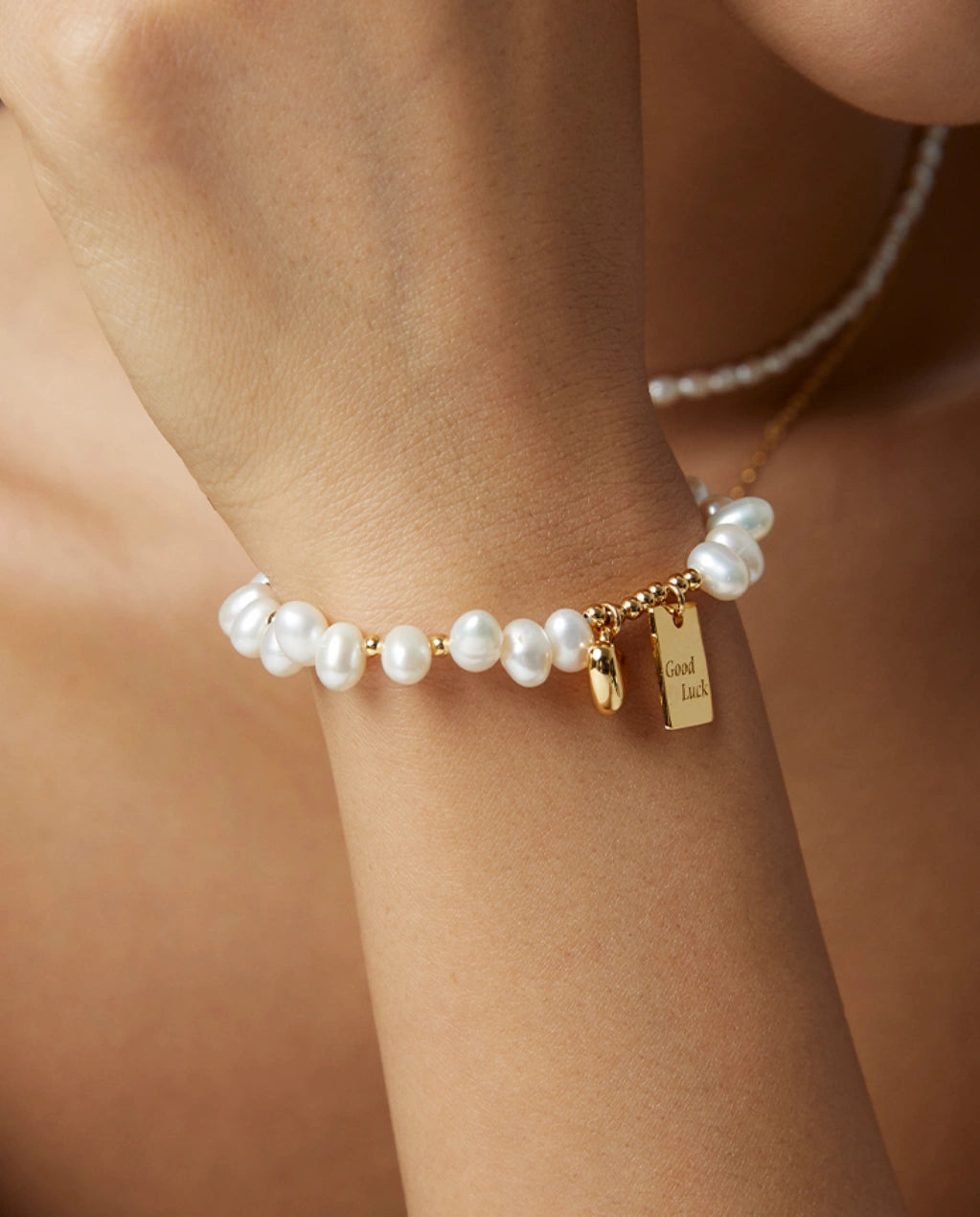 Everyday Pearl – Lucky Charm Pearl Bracelet