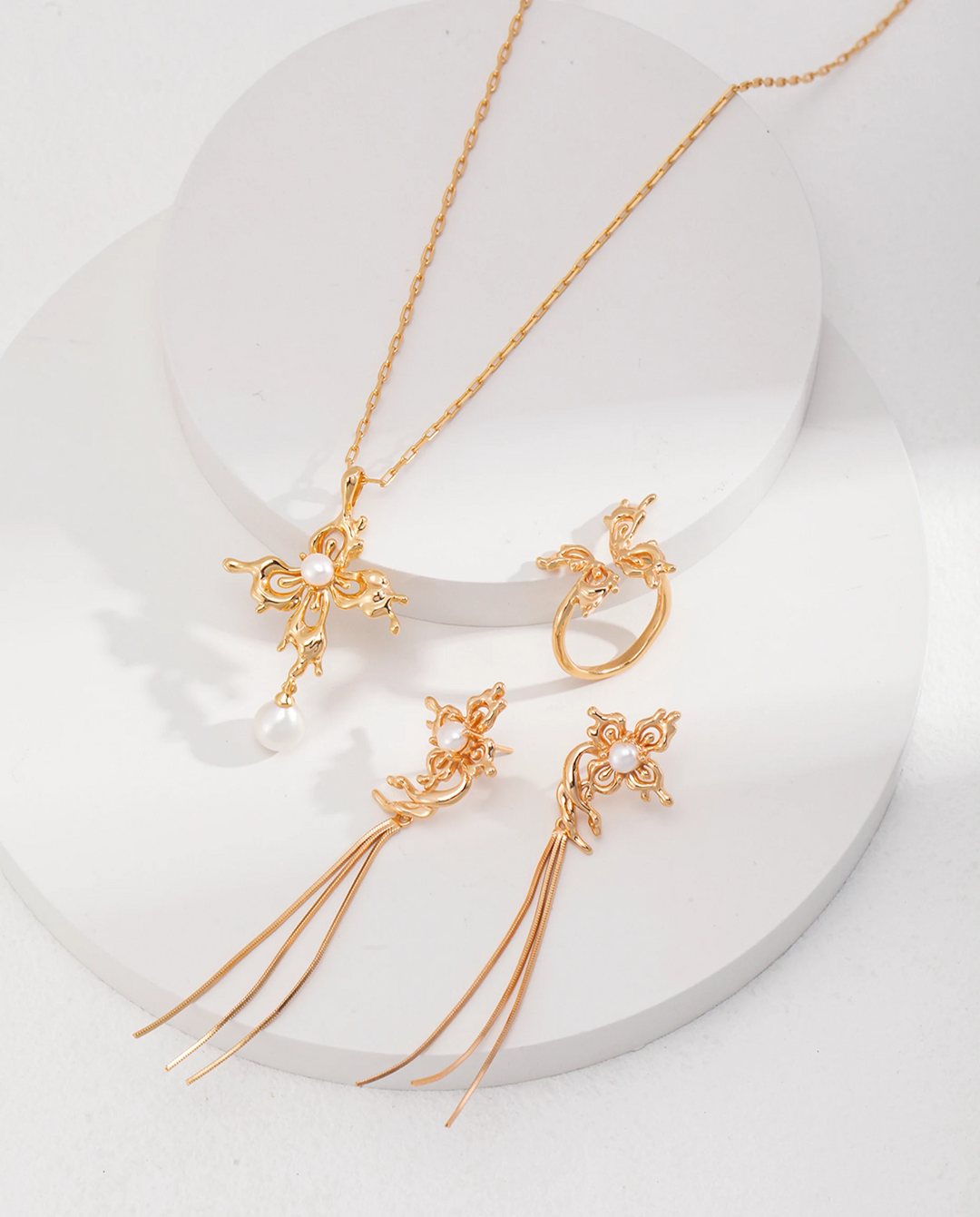 Ethereal Wings – Butterfly Pearl Pendant Necklace
